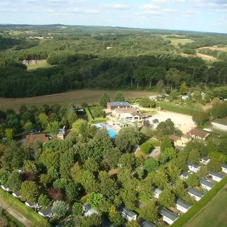 Campsite Le Pigeonnier 3*