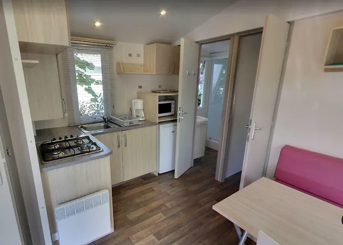 Le Pigeonnier Кемпинг 3*